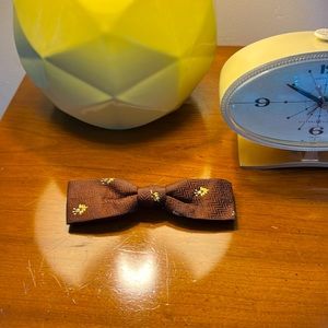 ✨Wembley Vintage 60’s slim bow tie✨